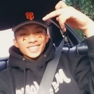 Meet your Posher, Christian